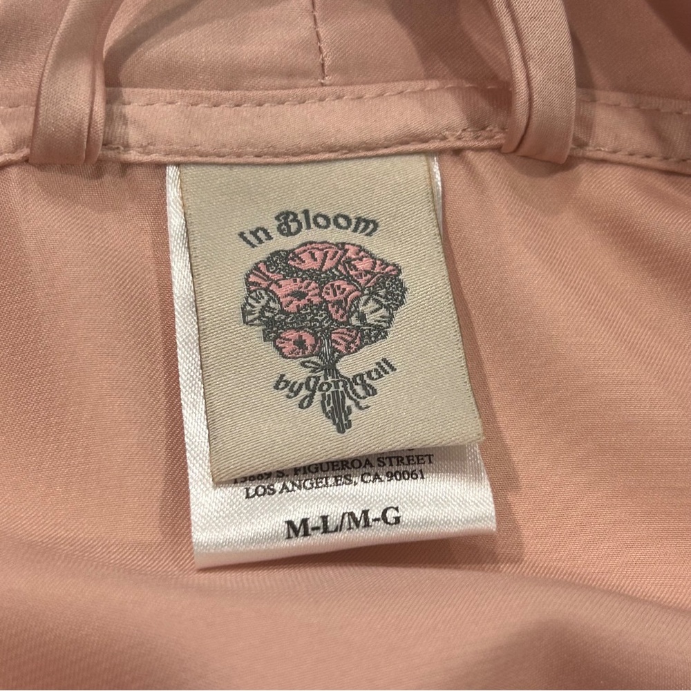 In Bloom by Jonquil Satin & Lace Shorty Robe - Picture 11 of 13